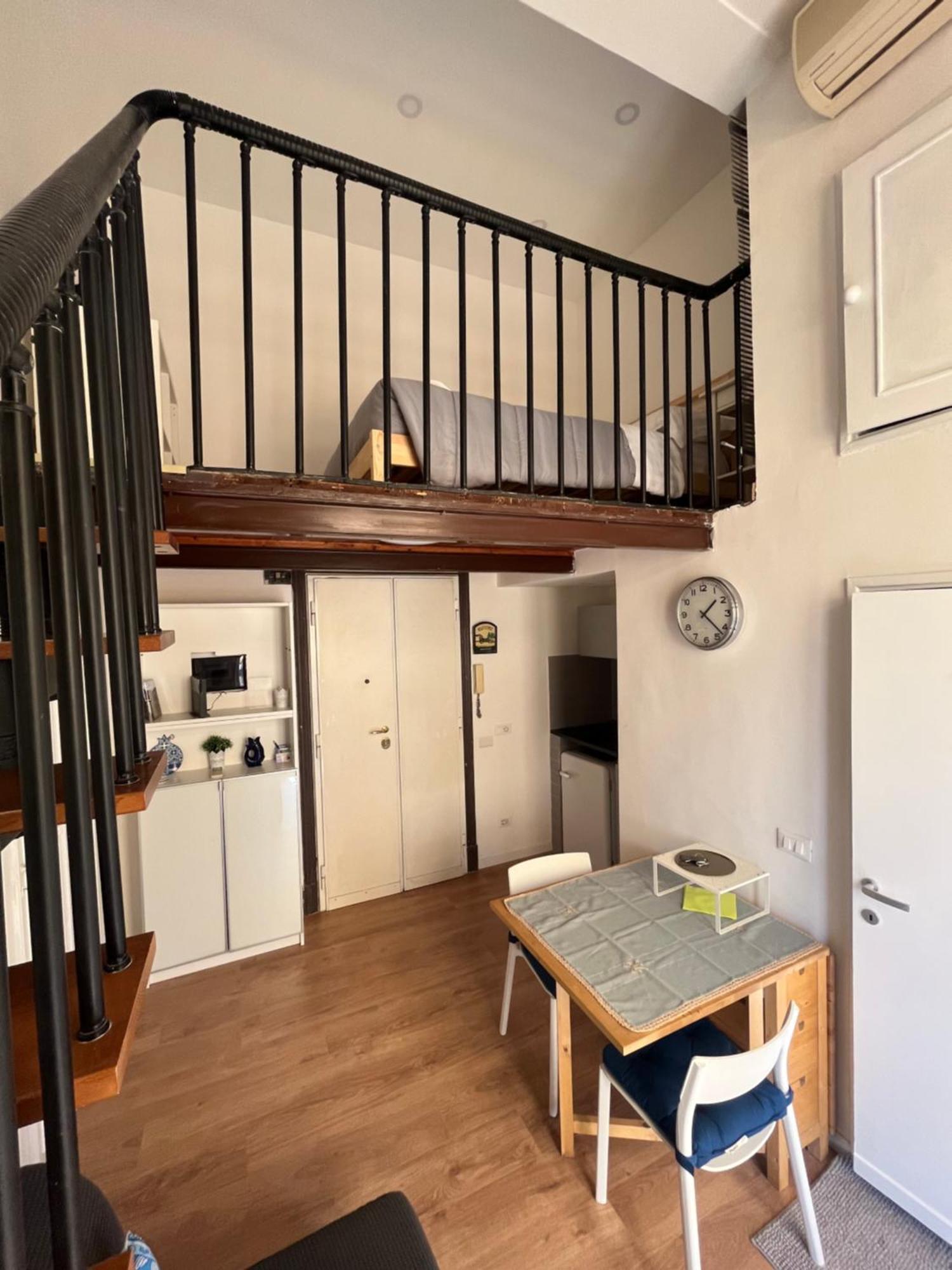 Apartment Flat Ultimo Piano In Centro Rom